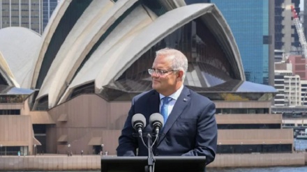 Australia, governo riapre i confini ai turisti 