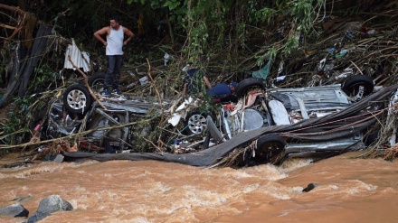 Torrential rain kills 78 in Brazil tourist town 