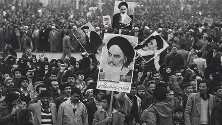 Islamic Revolution as role model for Islamic movements 