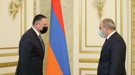 Վրաստանի համար Հայաստանը կարևոր գործընկեր է. Փաշինյանն ընդունել է Վախթանգ Գոմելաուրիին