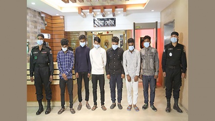 গোপালগঞ্জে বিশ্ববিদ্যালয় ছাত্রী গণধর্ষণ, গ্রেপ্তার ৬ : ছাত্রদের নতুন কর্মসূচি