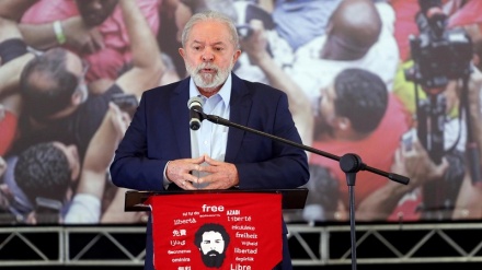 Sondaggio politico in Brasile vede la sinistra raddoppiare sulla destra 