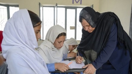 یونیسف حقوق معوقه معلمان افغانستان را پرداخت می‌کند