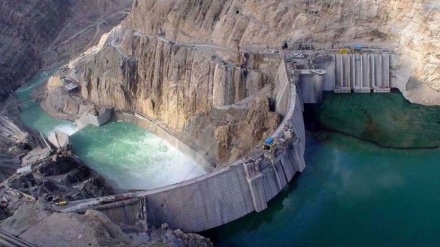  Iran hails energy sector expansion in years since the victory of the Islamic Revolution