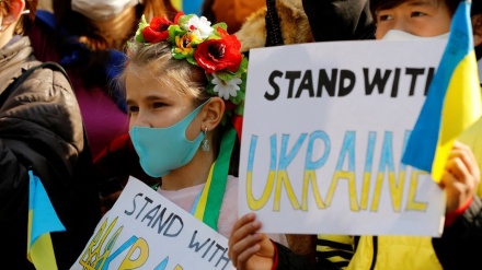Протестующие в Сиднее и Токио выступили за прекращение войны в Украине