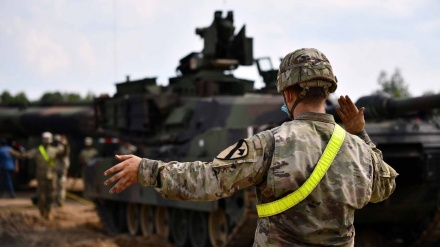 Amerika zhvillon manovra në afërsi të kufirit me Ukrainës