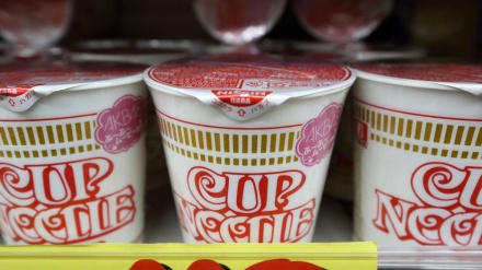 日清食品、６月から商品約７割で最大１２％値上げ