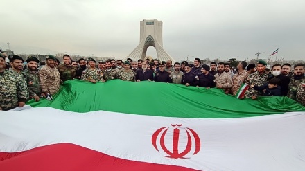 Pawai 22 Bahman; Baiat kembali Rakyat Iran dengan Cita-Cita Revolusi Islam