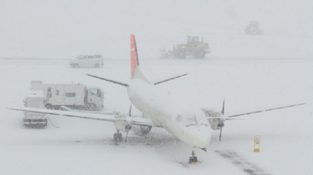 新千歳空港が大雪で閉鎖、202便が欠航など大混乱