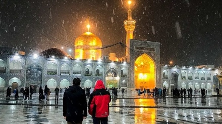 Tasyi' Jenazah Seorang Syahid Modafe'e Haram di Mashhad