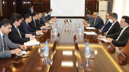 איראן וטג'יקיסטן דנו על חיזוק הקשרים הכלכליים