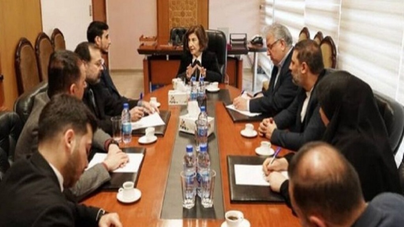 IRIBイラン国際放送のノウルーズィー局長とシャアバーン・シリア大統領特別顧問の会談
