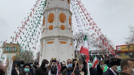 (FOTO) Celebrazioni a Sari per la Rivoluzione islamica 