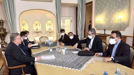  Iran, P4+1 continue intensive diplomatic talks in Austrian capital to revive JCPOA 