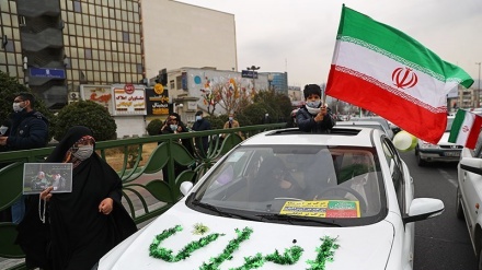 Perayaan HUT ke-43 Kemenangan Revolusi Islam di Tehran (1)