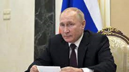 Путин: Зуҳури силоҳҳои ҳастаии тактикӣ дар Украина таҳдиде барои Русия аст

