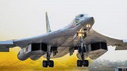 Bombardieri russi eseguono missione di pattugliamento in Bielorussia