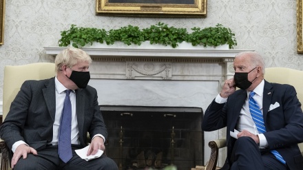 Biden dhe Johnson theksojnë mbështetjen për integritetin territorial të Ukrainës