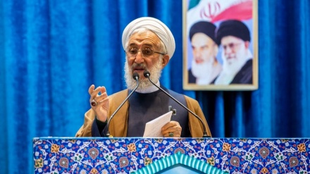 Khatib Shalat Jumat Tehran Kritik Sikap Barat atas Krisis Dunia