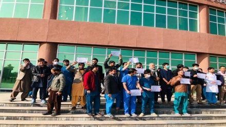 کارکنان برخی بیمارستان ها در افغانستان هنوز معاش نگرفته اند