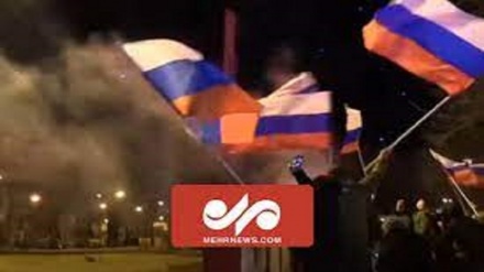 Şərği Ukrayna xalği mıstəğiləti eloni bəpeşt çəvon ıştə şoyvonəti  əks kardə şikilon