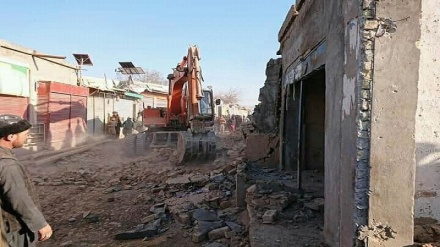 اعتراض مردم ولایت بلخ به تخریب مغازه ها توسط طالبان 