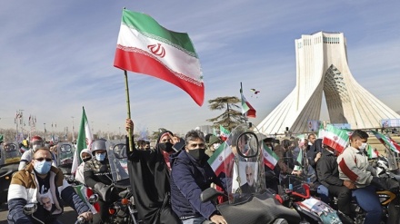 In pictures: Iran marks Islamic Revolution anniversary with motorcade rallies