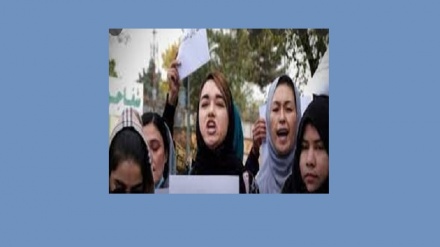 دانش‌آموزان یک مدرسه در کابل تظاهرات کردند