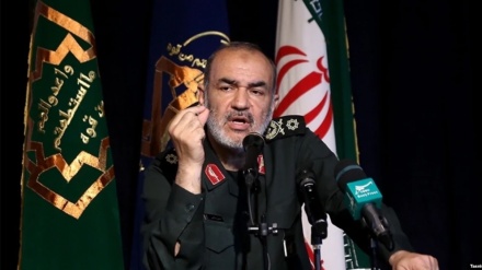 Le CGRI avertit Israël