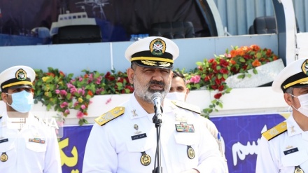 فرمانده نیروی دریایی ارتش ایران: اجازه ذره‌ ای شیطنت به دشمن را نمی‌دهیم