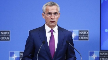 Stoltenberg: Ne nuk dërgojmë avionë të NATO-s në Ukrainë