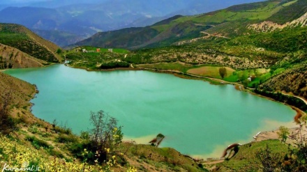 北部・ヴァラシュト湖