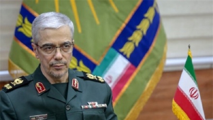巴盖里少将：伊朗武装部队比任何时期都更有信心加强力量