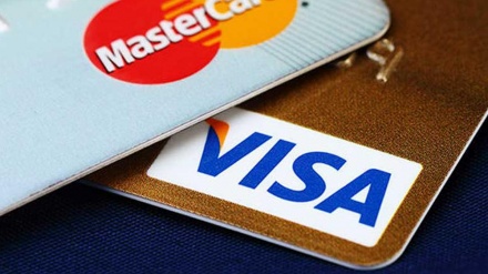 Kompanitë financiare të kartave MasterCard dhe Visa pushojnë së funksionuari në Rusi