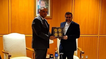 伊朗文化和伊斯兰指导部长：伊朗和黎巴嫩的悠久历史是两国关系密切的原因