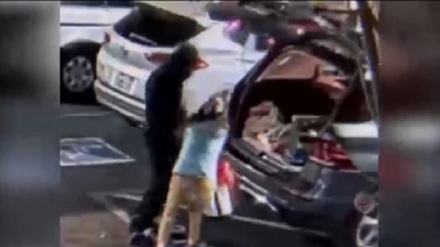 ABİ-də 70 sinnə jeniku çəy portfeli dızdiye