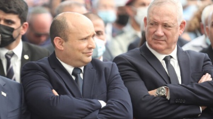 בני גנץ ונפתלי בנט מתחרים מי יבקר קודם בהודו