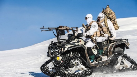 Собирин ҳарбий бўлинмасининг қорли тоғлардаги ҳарбий машғулотлари (фотожамланма)