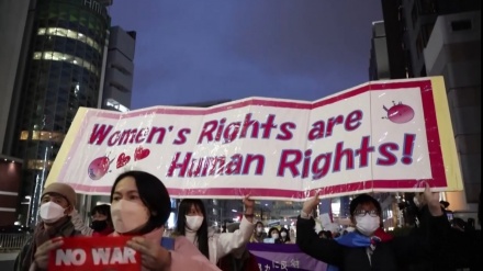 東京で、国際女性デーにちなみ反戦ウィメンズマーチが実施