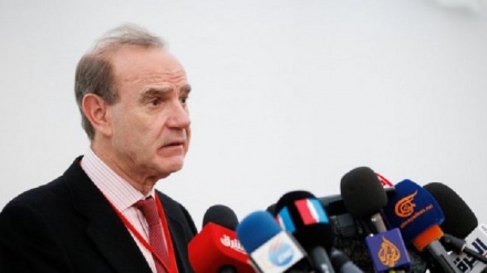 אנריקה מורה מבקר בטהרן