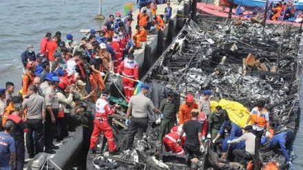 Dozens rescued after Indonesian boat carrying migrants sinks