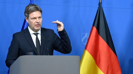 Berlin Bersiap Menerapkan Pembatasan Ekspor ke Cina