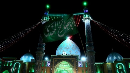 ইমাম মাহদী (আ.)'র শুভ জন্মবার্ষিকীতে জামকারান মসজিদ 