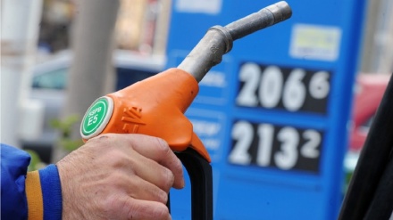 Italia, benzina: prezzo medio servito sale a 1.923 euro al litro