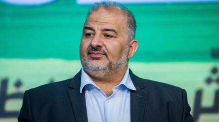 מנסור עבאס גינה את הפיגוע בחדרה: 