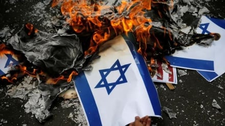 Waturuki wachoma moto bendera za Wazayuni kulaani safari ya Rais wa Israel