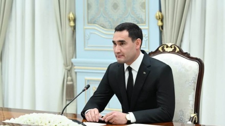 谢尔达尔·别尔德穆哈梅多夫正式就任土库曼斯坦总统
