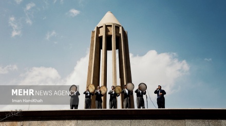 Novruzi në rrugën e turizmit në historinë dhe civilizimin e Iranit - Hamedan