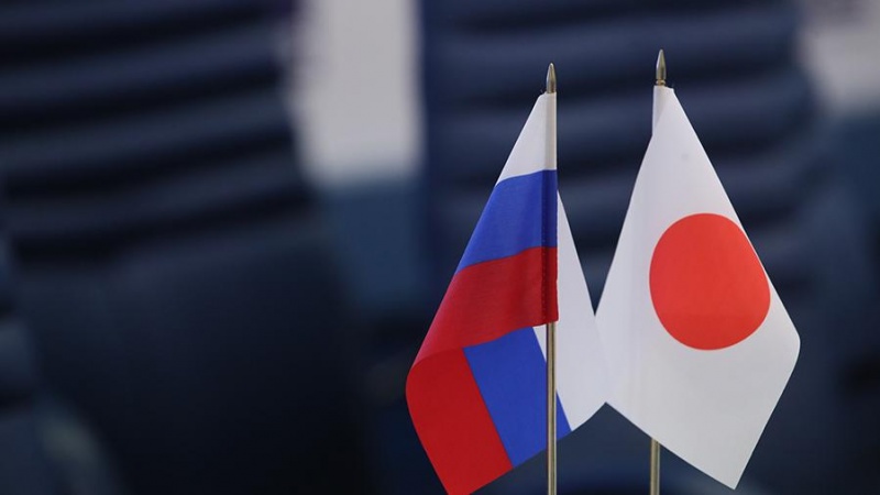 ロシアと日本の国旗