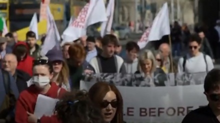 Irish protesters march on Saudi embassy as Yemen war rages on